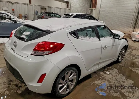 2017 Hyundai Veloster z USA, uszkodzony, nr VIN KMHTC6AD4HU307115